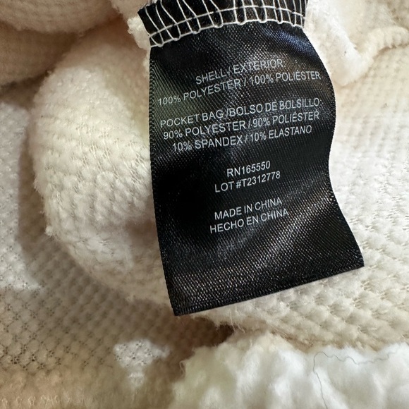 32 Degrees White Sherpa Jacket - Picture 5 of 5